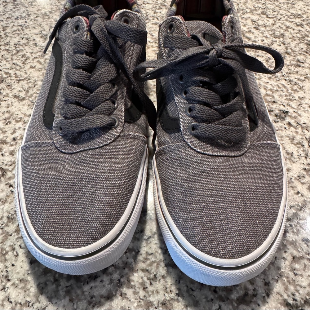 Vans Old-Skool Men's Gray Sneakers Size 8